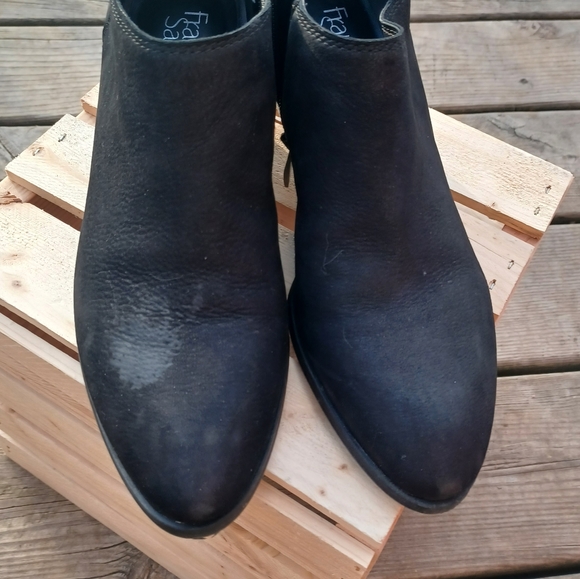 Black real leather booties size 8 - Picture 2 of 3